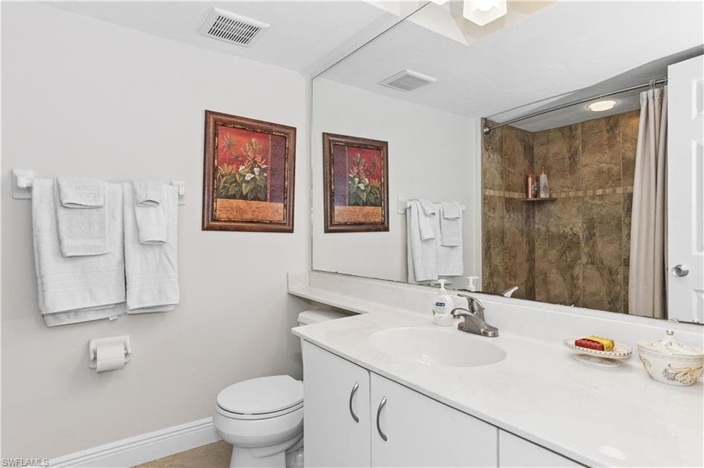11118 Gulf Shore Dr A503, Naples, FL 34108-10