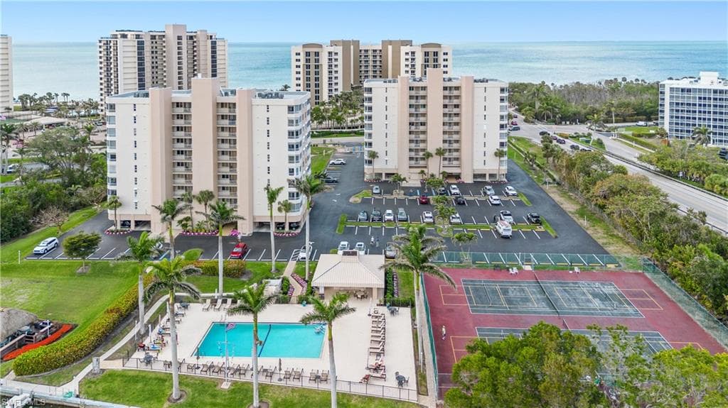 11118 Gulf Shore Dr A503, Naples, FL 34108-3