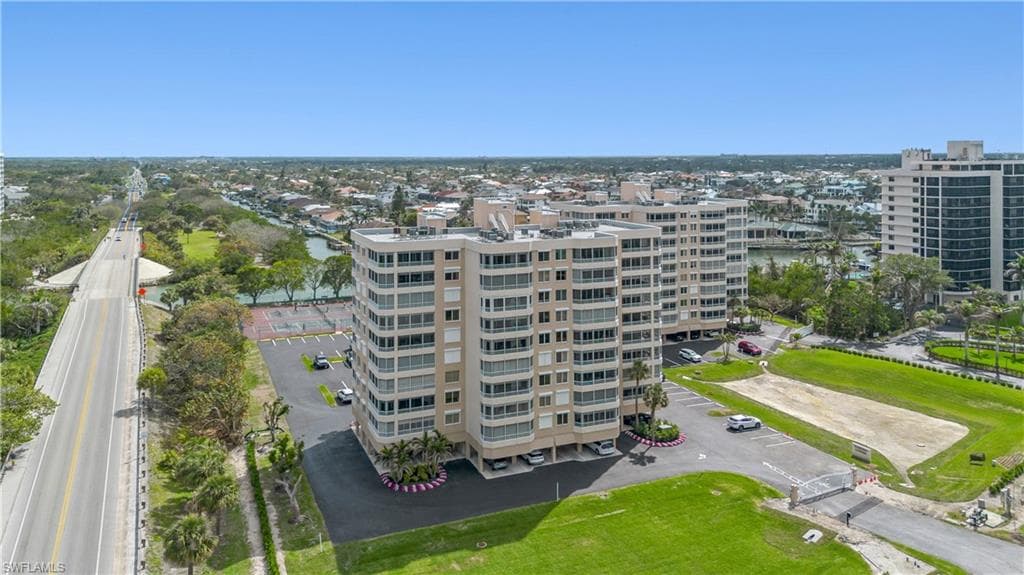 11118 Gulf Shore Dr A503, Naples, FL 34108-5