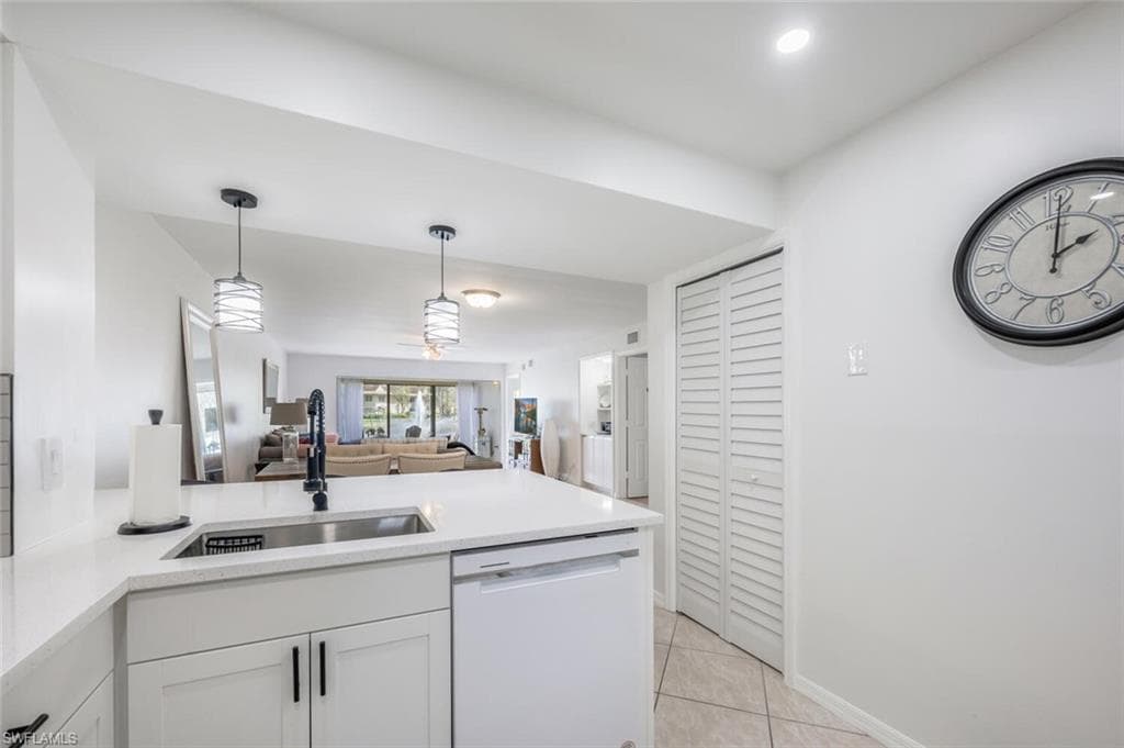 1672 Spoonbill Ln 1672, Naples, FL 34105-16