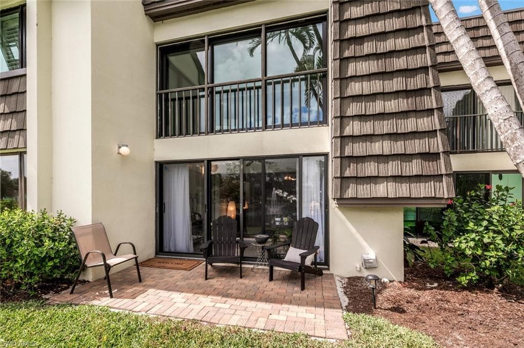 1672 Spoonbill Ln 1672, Naples, FL 34105-30