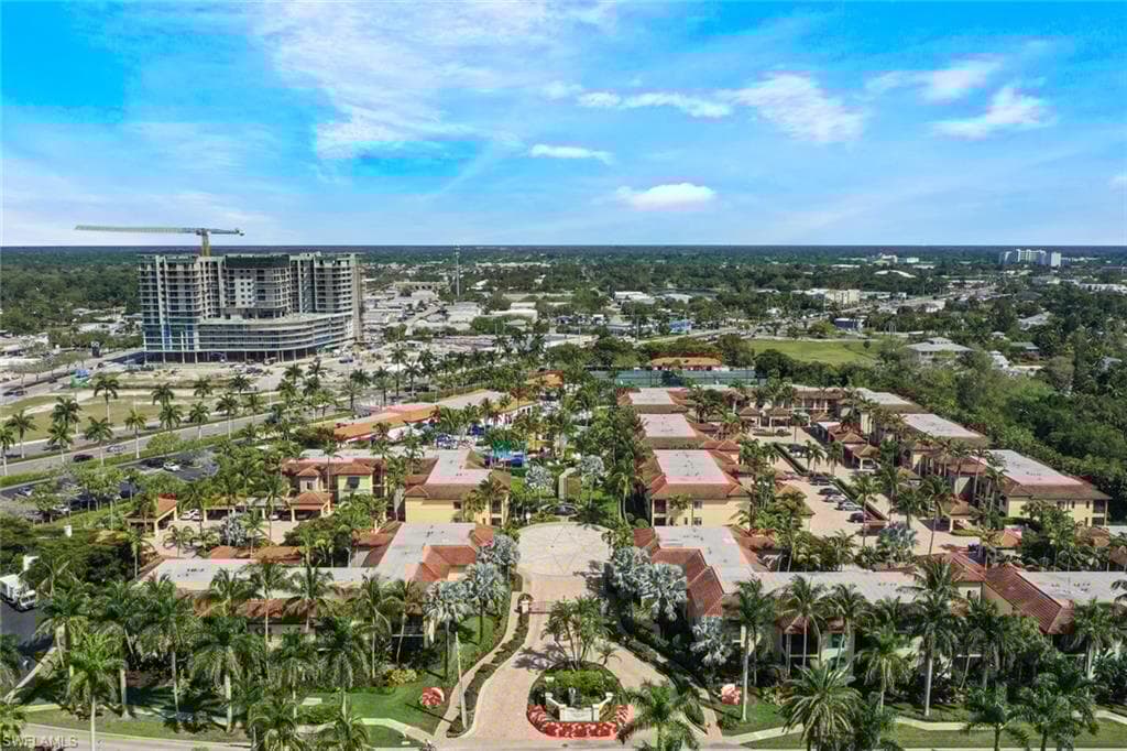 965 Sandpiper St J107, Naples, FL 34102-31