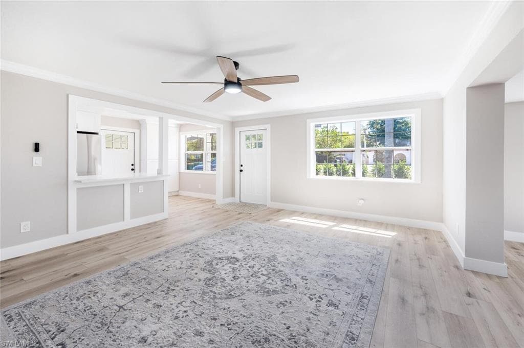3837 Estey Ave, Naples, FL 34104-8