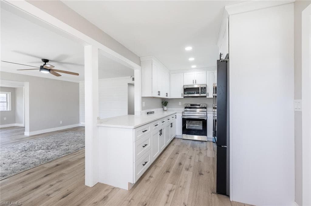 3837 Estey Ave, Naples, FL 34104-10