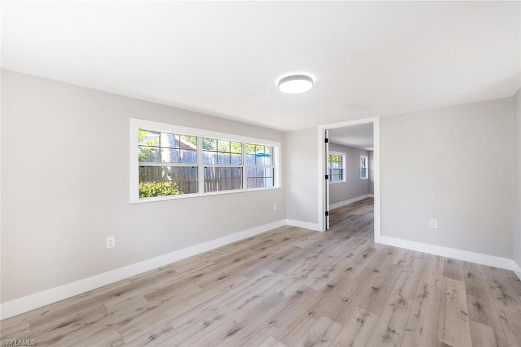 3837 Estey Ave, Naples, FL 34104-15