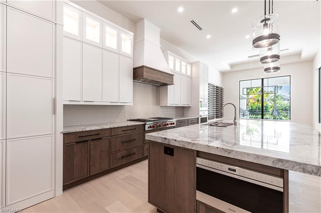 770 Port Side Dr, Naples, FL 34103-15