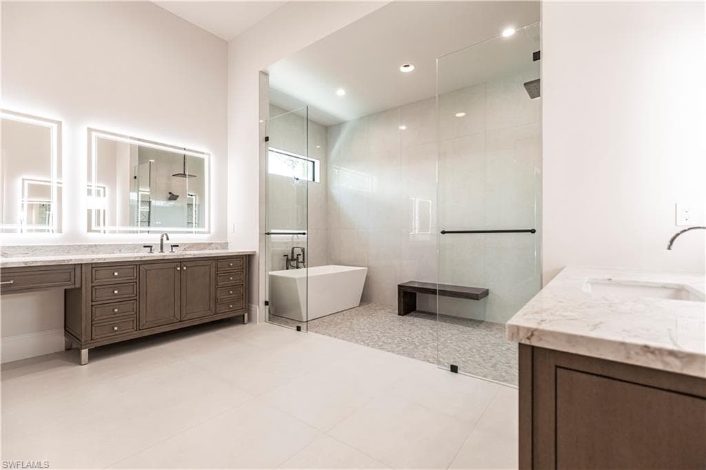 770 Port Side Dr, Naples, FL 34103-27