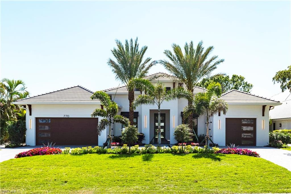 770 Port Side Dr, Naples, FL 34103-4