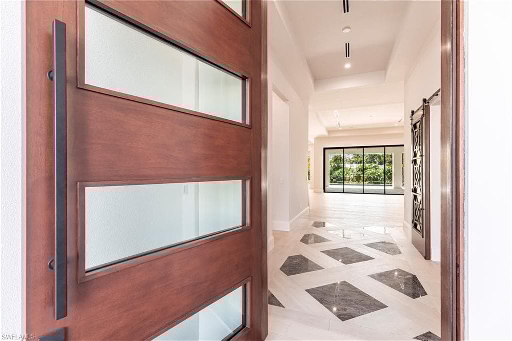770 Port Side Dr, Naples, FL 34103-6