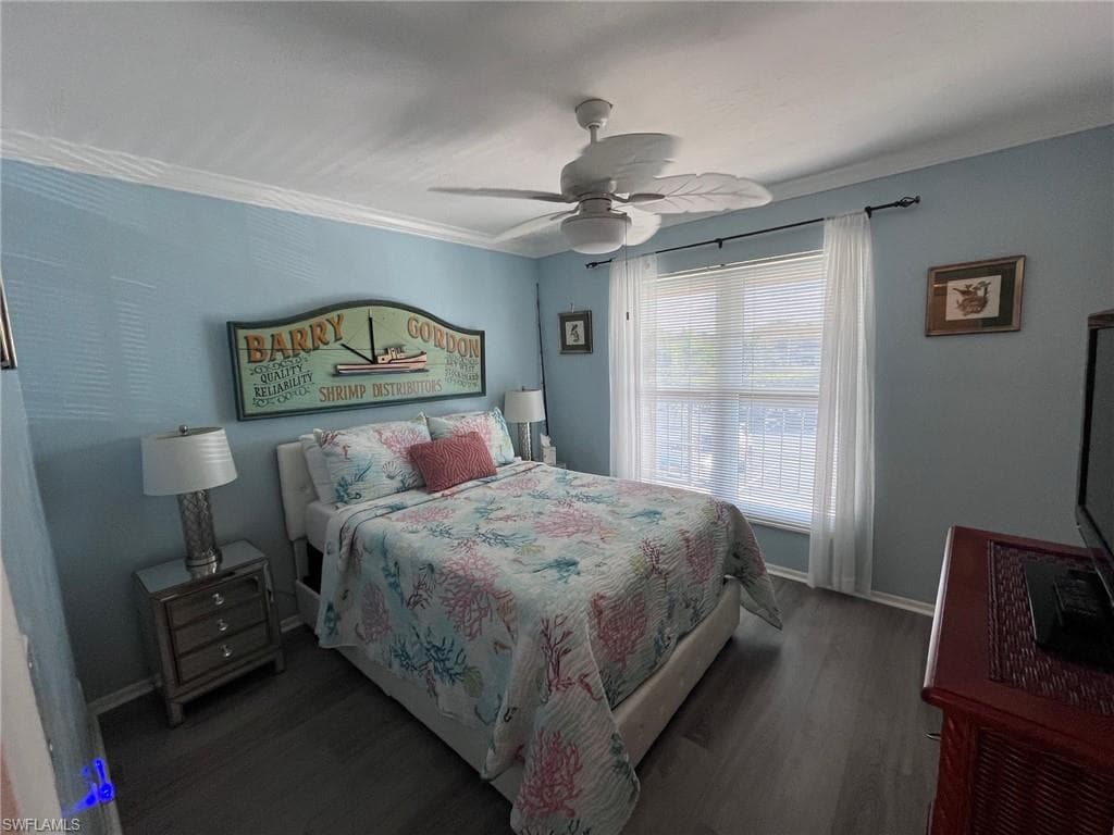 32 Greenbrier St 3-204, Marco Island, FL 34145-11