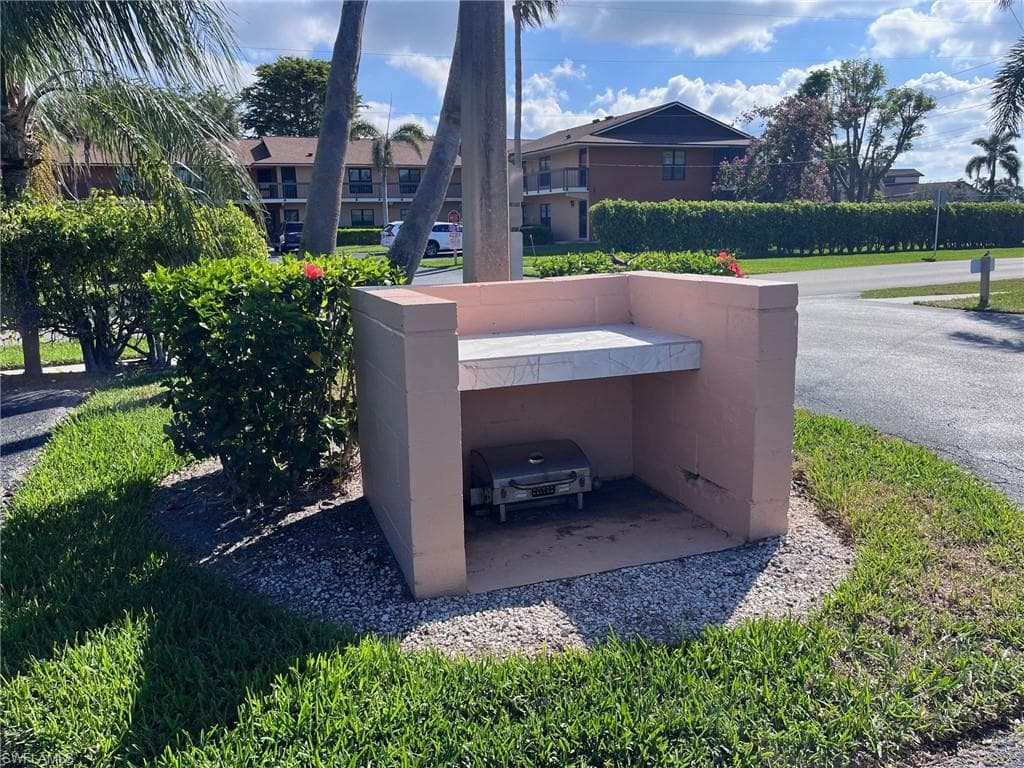 32 Greenbrier St 3-204, Marco Island, FL 34145-18