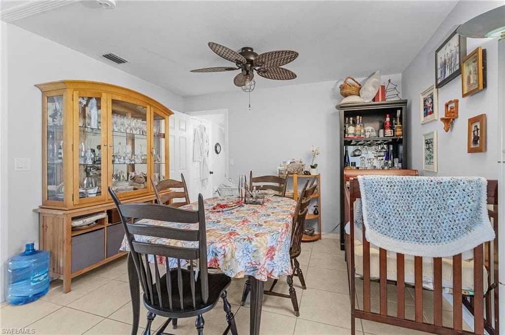 1306 13th Ter, Cape Coral, FL 33991-9