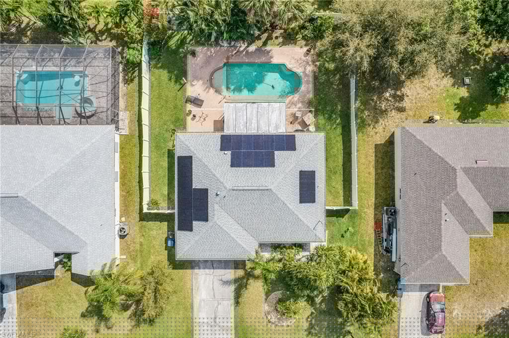 1306 13th Ter, Cape Coral, FL 33991-23