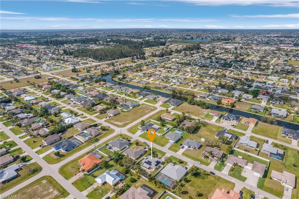 1306 13th Ter, Cape Coral, FL 33991-25