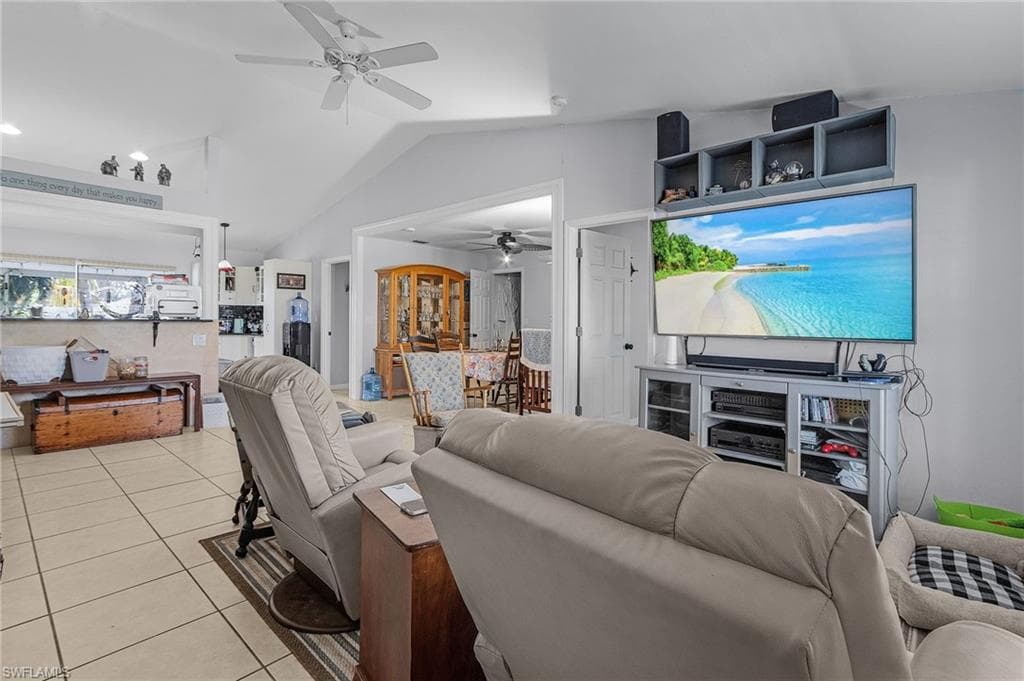 1306 13th Ter, Cape Coral, FL 33991-5