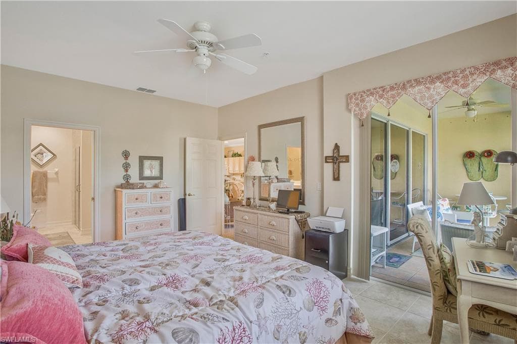 1015 Tarpon Cove Dr 1403, Naples, FL 34110-25