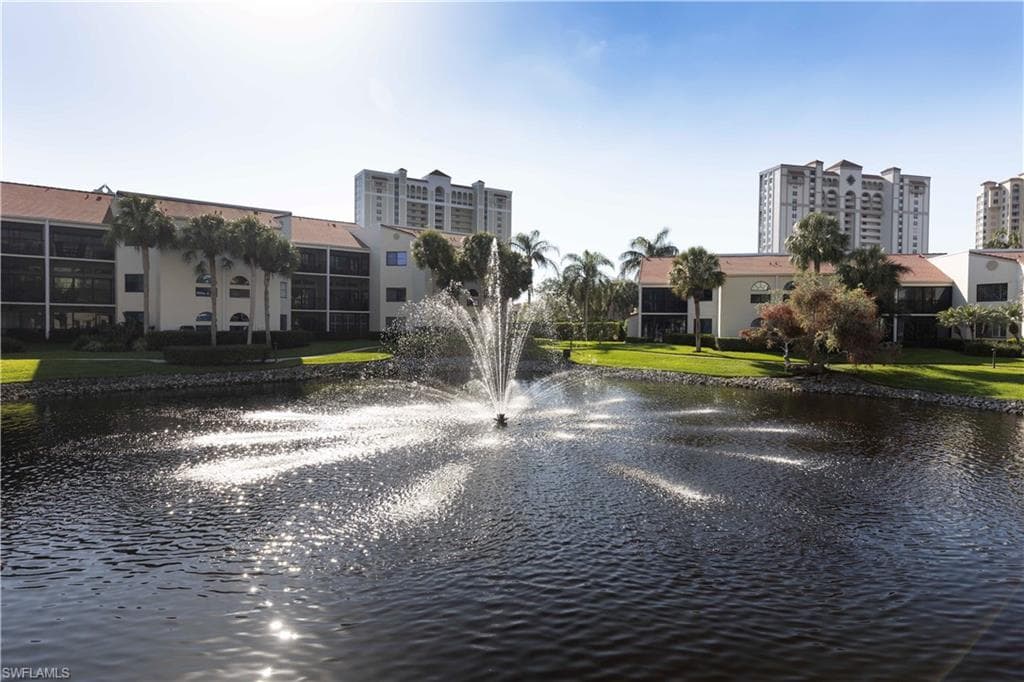 6510 Valen Way B102, Naples, FL 34108-32