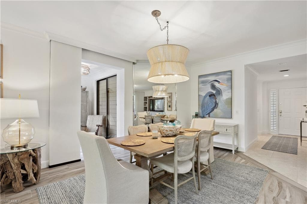 6510 Valen Way B102, Naples, FL 34108-6