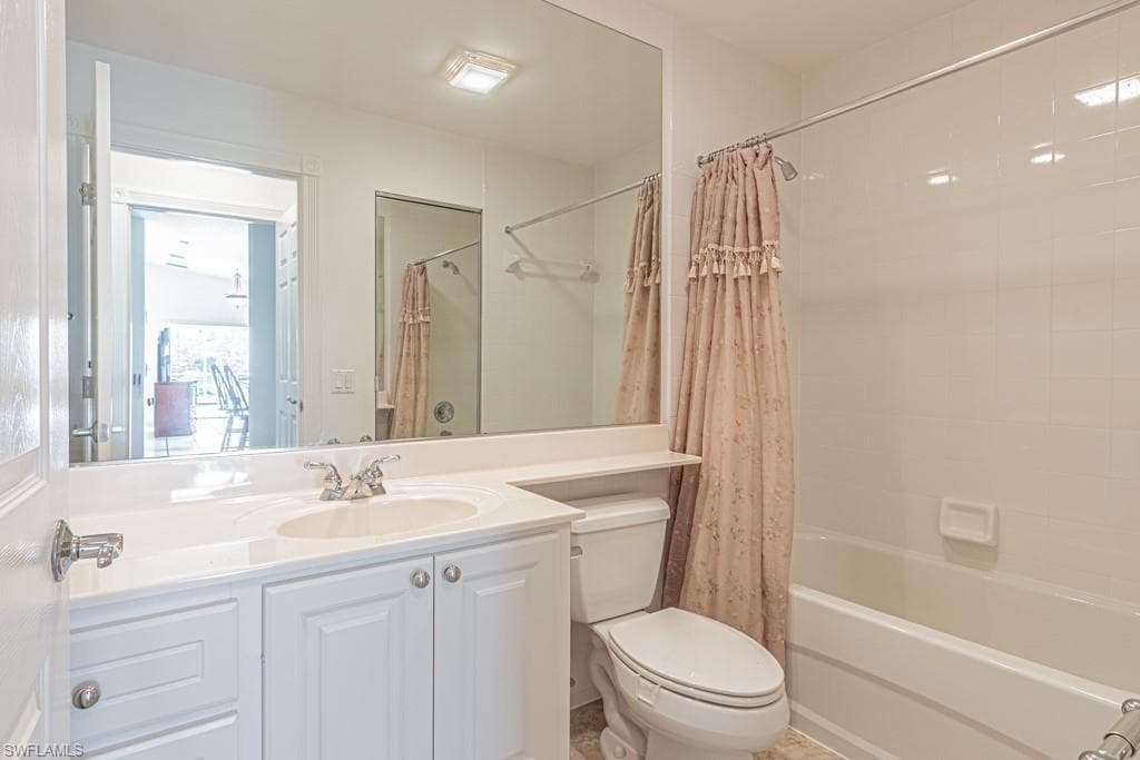 28886 Vermillion Ln, Bonita Springs, FL 34135-15