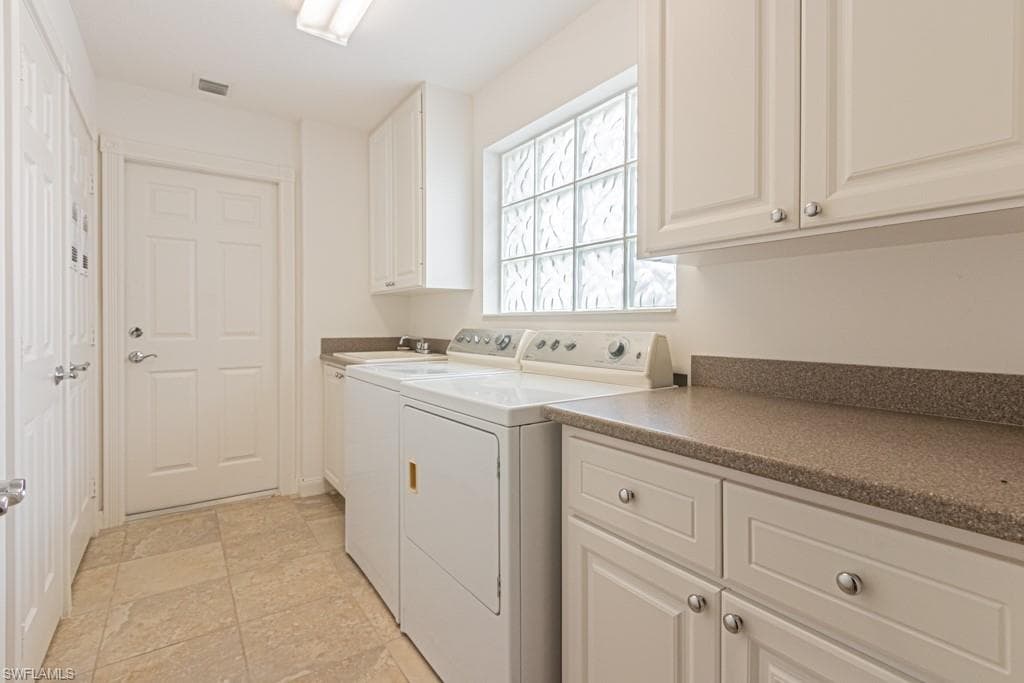 28886 Vermillion Ln, Bonita Springs, FL 34135-16