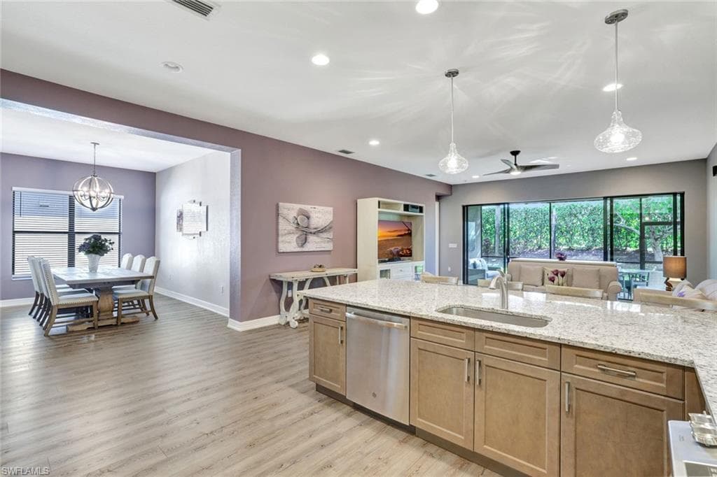 4462 Crimson Ave, Naples, FL 34119-9