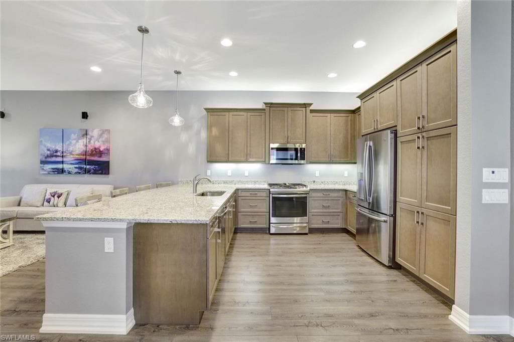 4462 Crimson Ave, Naples, FL 34119-8
