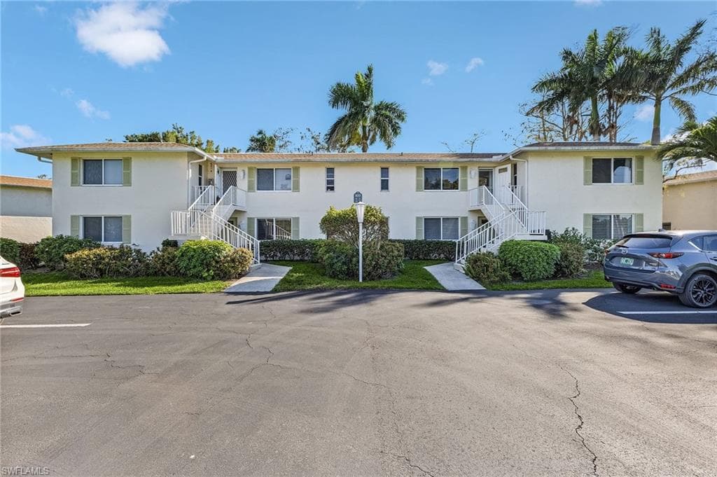 833 Teryl Rd 1, Naples, FL 34112-2