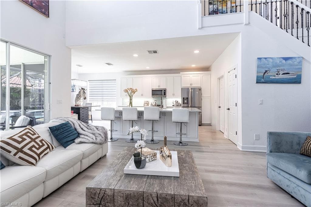 9172 Quartz Ln, Naples, FL 34120-7