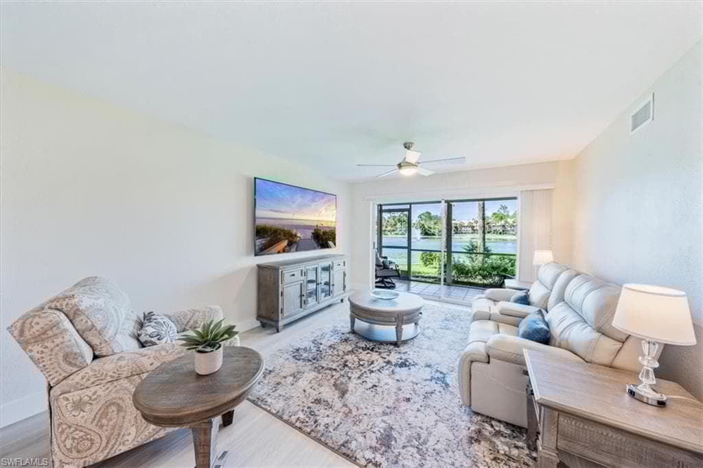 2324 Hidden Lake Dr 609, Naples, FL 34112-15