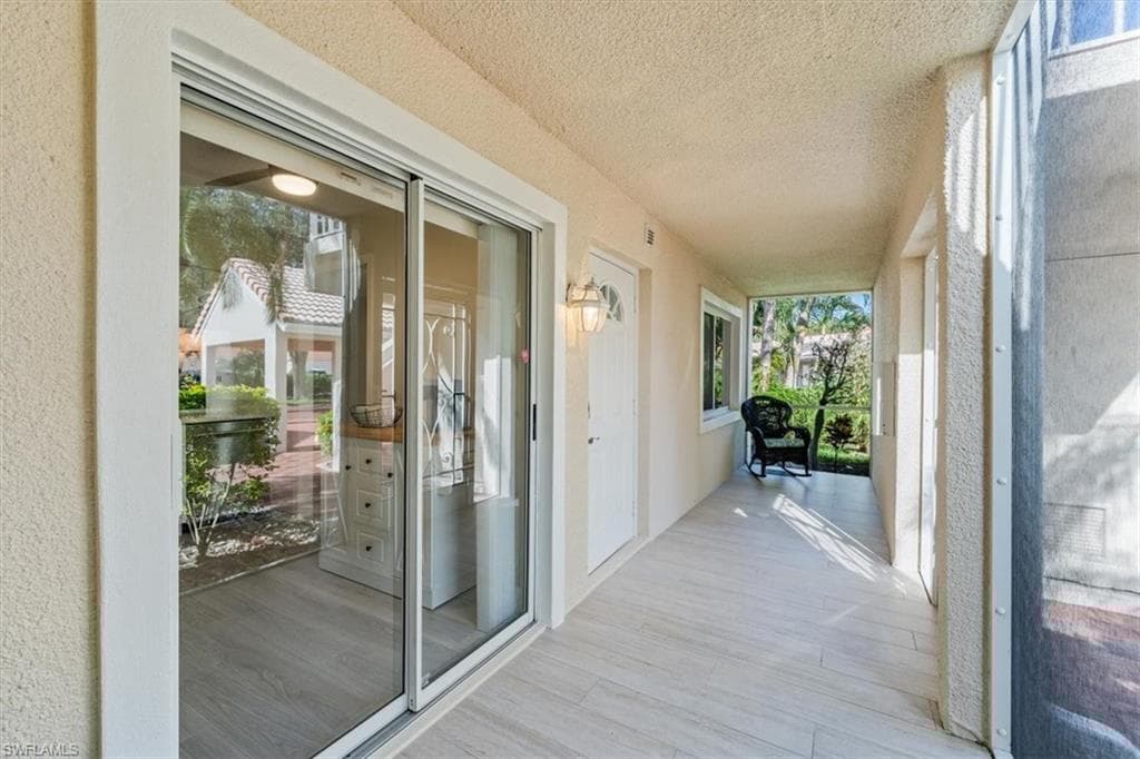 2324 Hidden Lake Dr 609, Naples, FL 34112-26