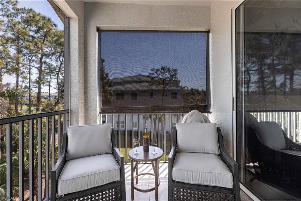 3950 Loblolly Bay Dr 308, Naples, FL 34114-27