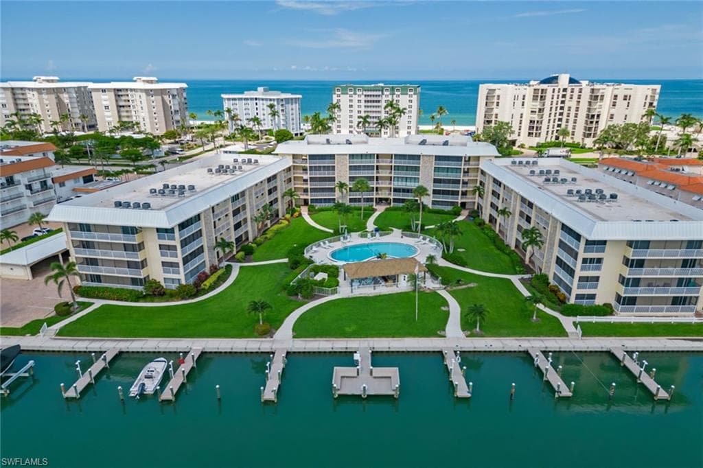 3000 Gulf Shore Blvd N 207, Naples, FL 34103-26