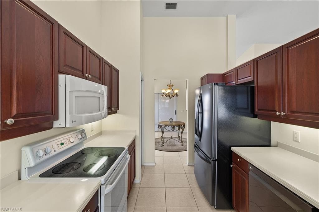 5240 Birmingham Dr 202, Naples, FL 34110-10
