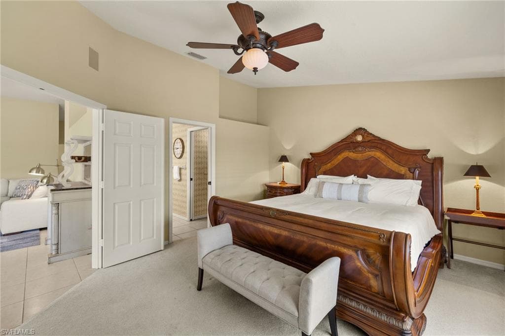 5240 Birmingham Dr 202, Naples, FL 34110-19