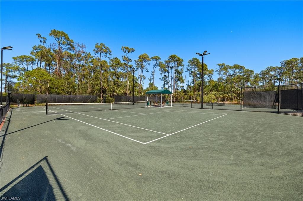 5240 Birmingham Dr 202, Naples, FL 34110-32