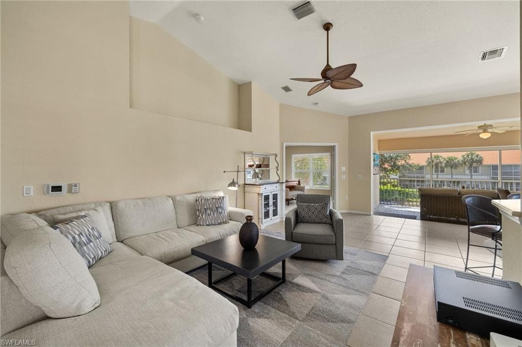 5240 Birmingham Dr 202, Naples, FL 34110-4