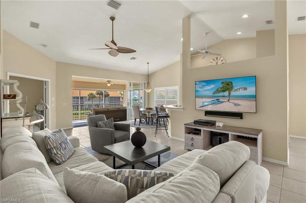 5240 Birmingham Dr 202, Naples, FL 34110-5