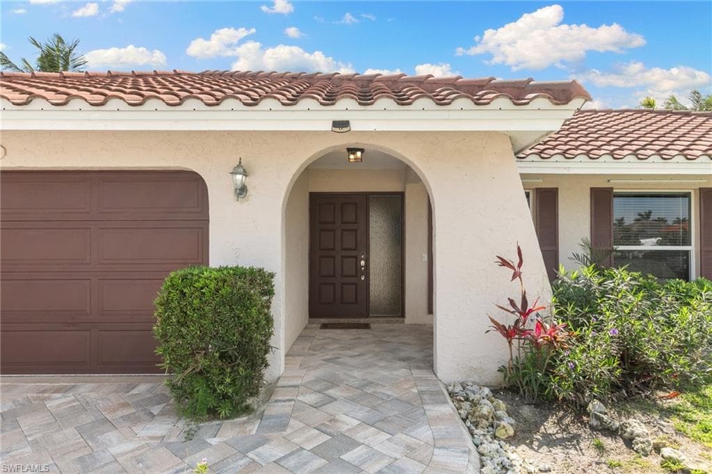 1145 Shenandoah Ct, Marco Island, FL 34145-5