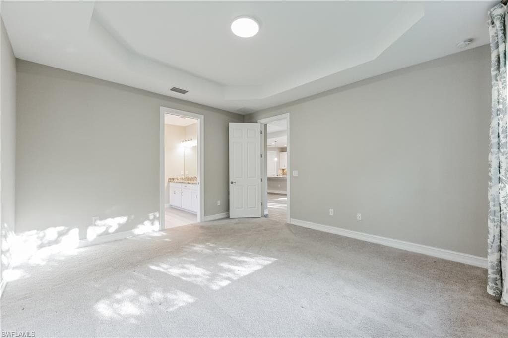 16246 Aberdeen Way, Naples, FL 34110-14