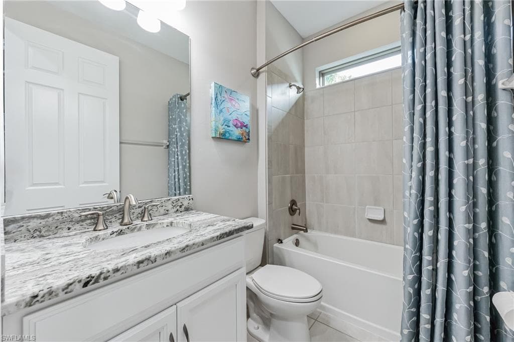 16246 Aberdeen Way, Naples, FL 34110-18