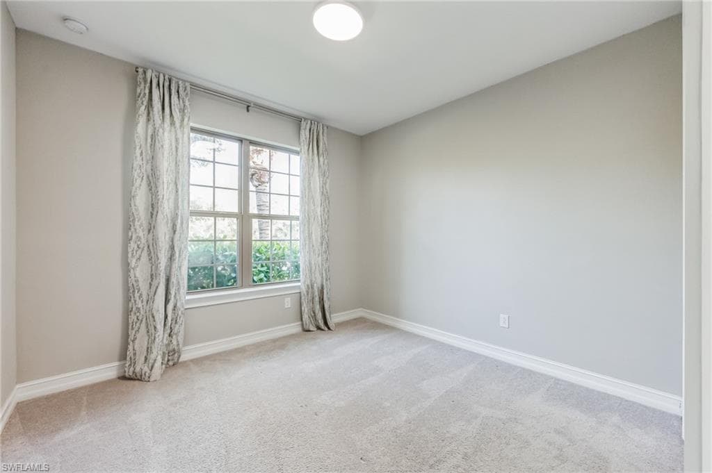 16246 Aberdeen Way, Naples, FL 34110-20