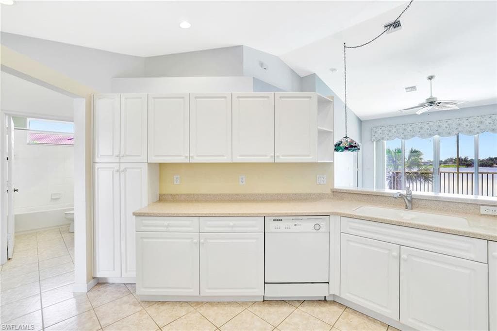 25061 Peacock Ln 201, Naples, FL 34114-10