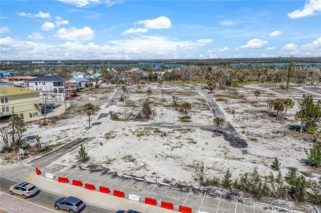 2945 Estero Blvd, Fort Myers Beach, FL 33931-4