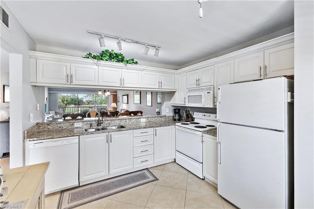 1001 Eastham Way C-206, Naples, FL 34104-12
