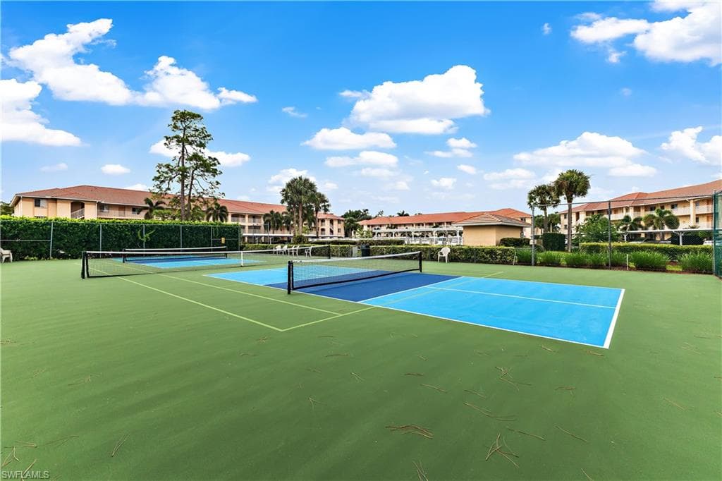 1001 Eastham Way C-206, Naples, FL 34104-25