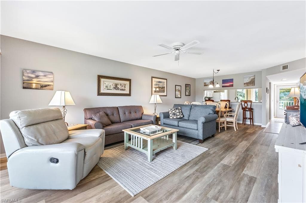 1001 Eastham Way C-206, Naples, FL 34104-8