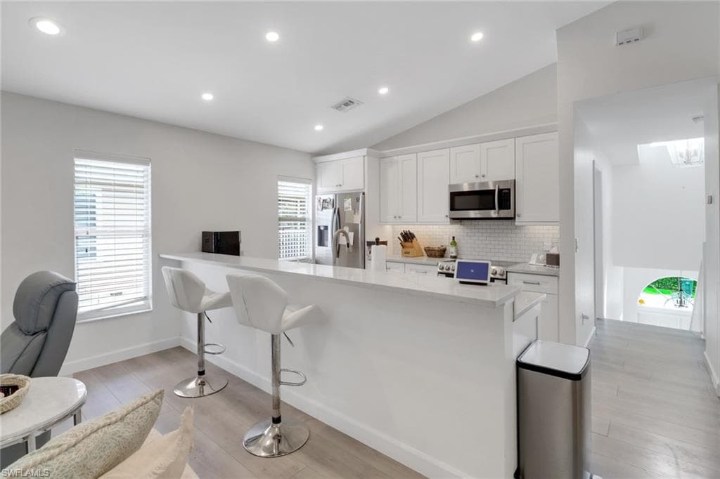 779 Park Ave, Naples, FL 34110-2