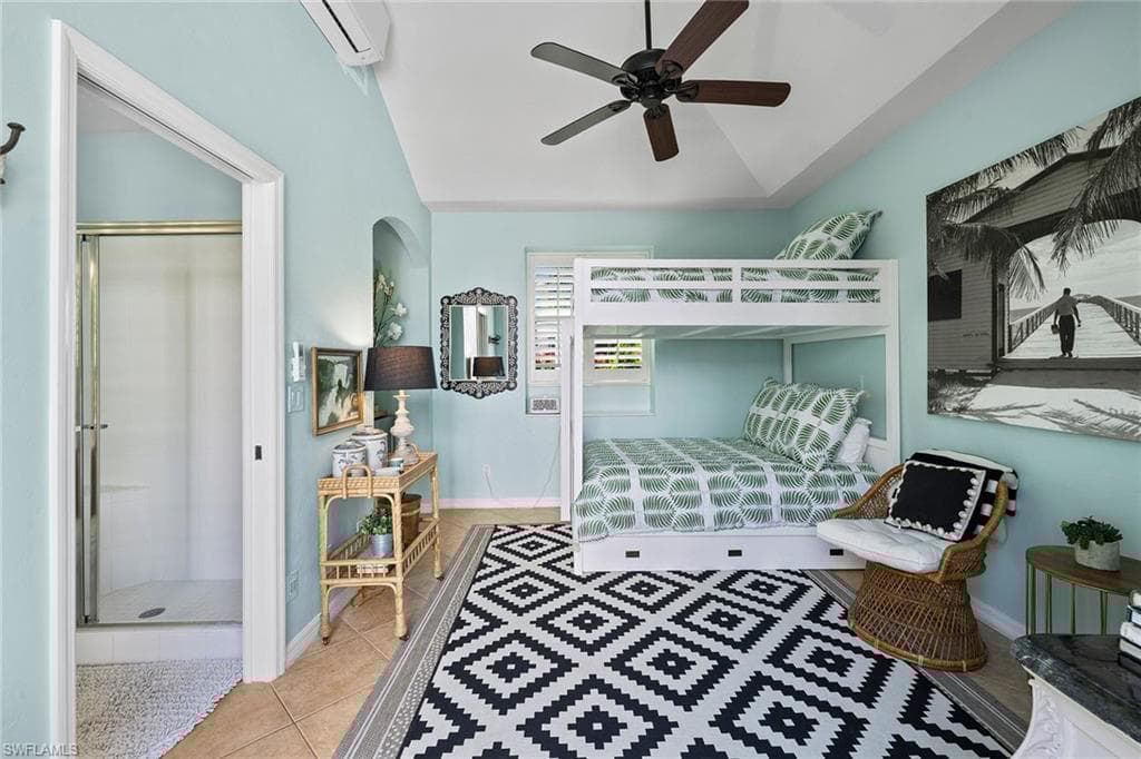 425 2nd Ave S A1, Naples, FL 34102-31