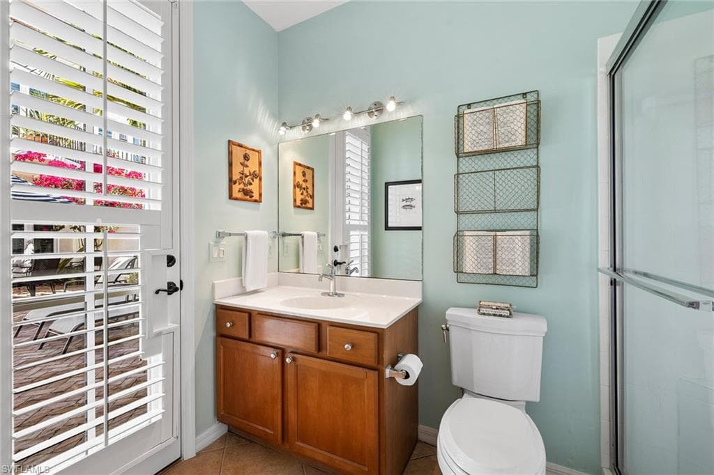 425 2nd Ave S A1, Naples, FL 34102-33