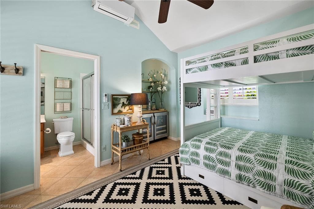 425 2nd Ave S A1, Naples, FL 34102-36